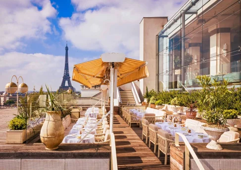 gigi-rigolatto-paris-restaurant-terrace-1